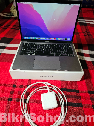 MACBOOK AIR M1